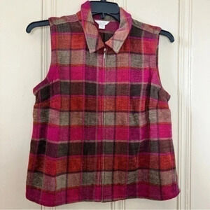 Christopher & Banks Plaid women’s sweater vest size medium